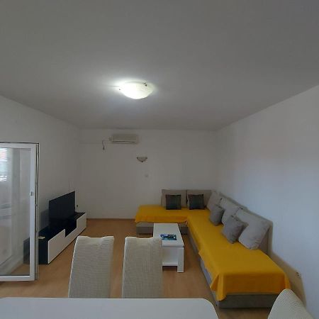 Apartment Papak Trogir Exterior foto